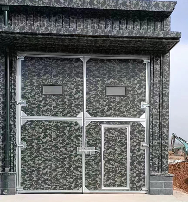 玛曲工业平开门