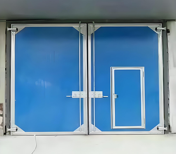 玛曲工业平开门