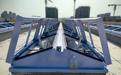 玛曲排烟窗的设置要求