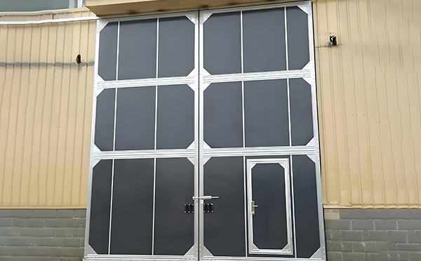 厂房玛曲工业门选择与维护全解析：提升效率与安全的关键要素